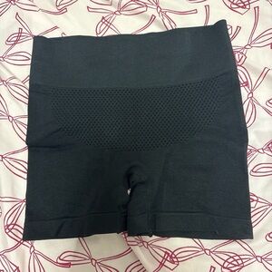 ONE/SIZE Black Seamless Bike Shorts with Mesh Panel
